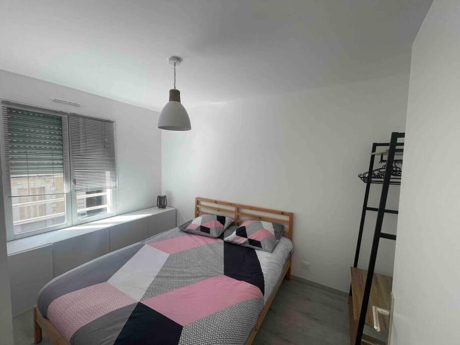 T2 Neuf En Plein Coeur De Rennes Au Bord De La Vilaine Esterno foto